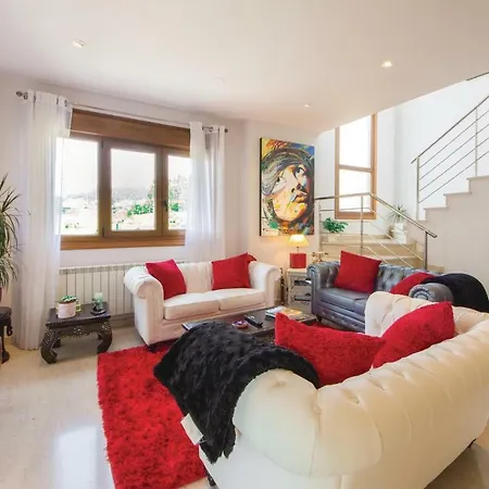 Four-bedroom Holiday In